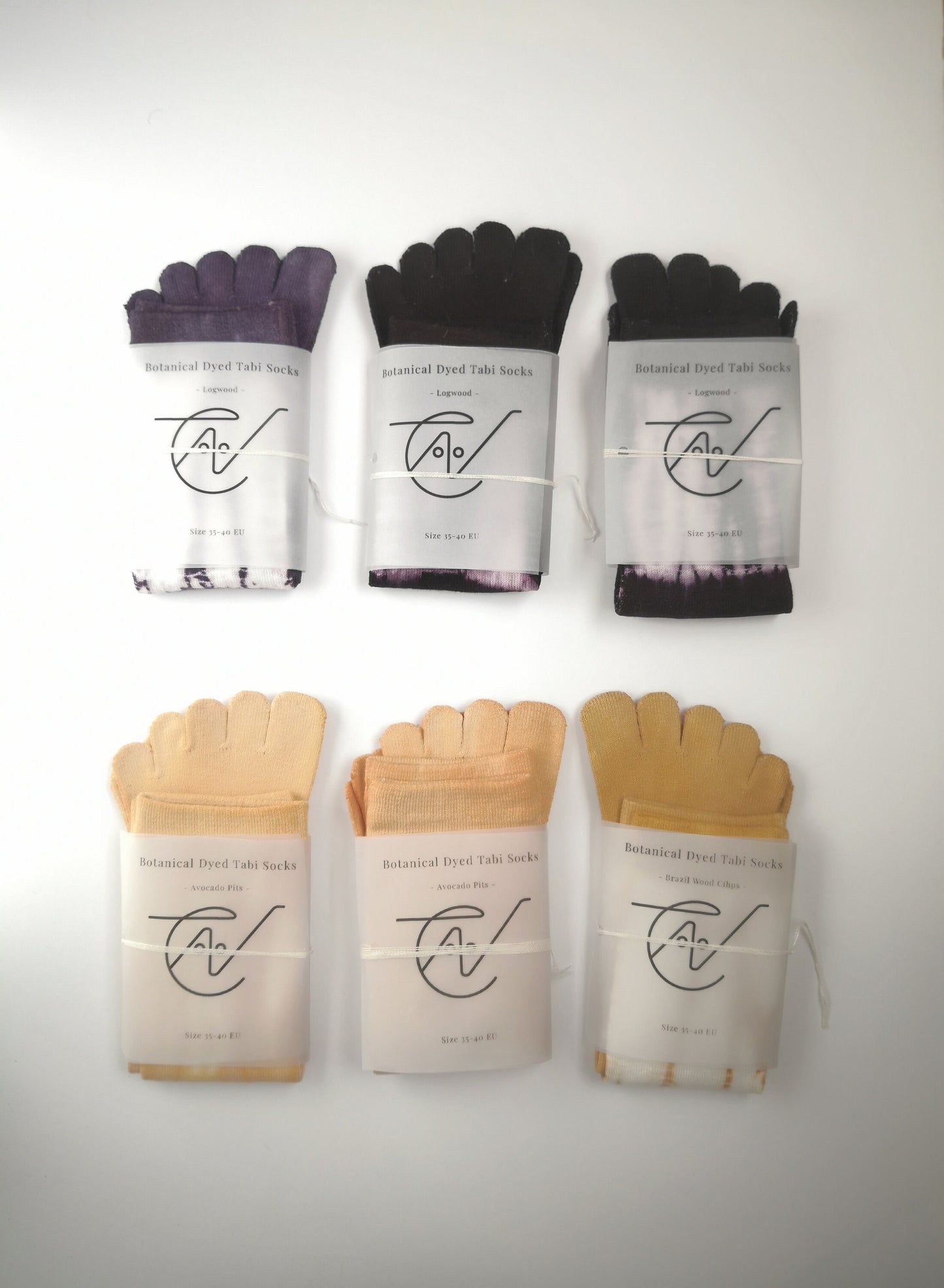 Botanical hand-dyed shibori tabi socks by Casa Nakano